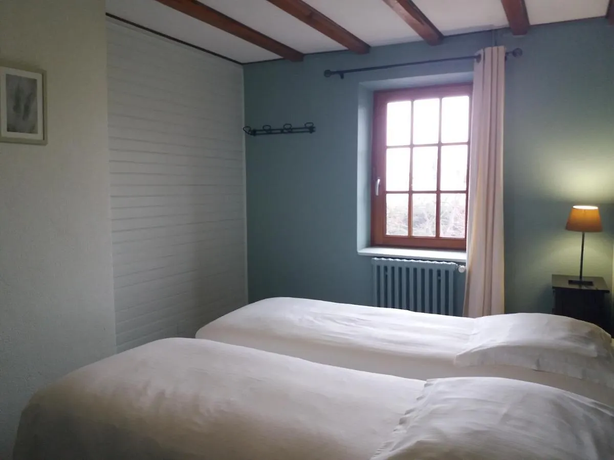 Maison D'Hote La Grange Aux Ayres Olloix Pensión